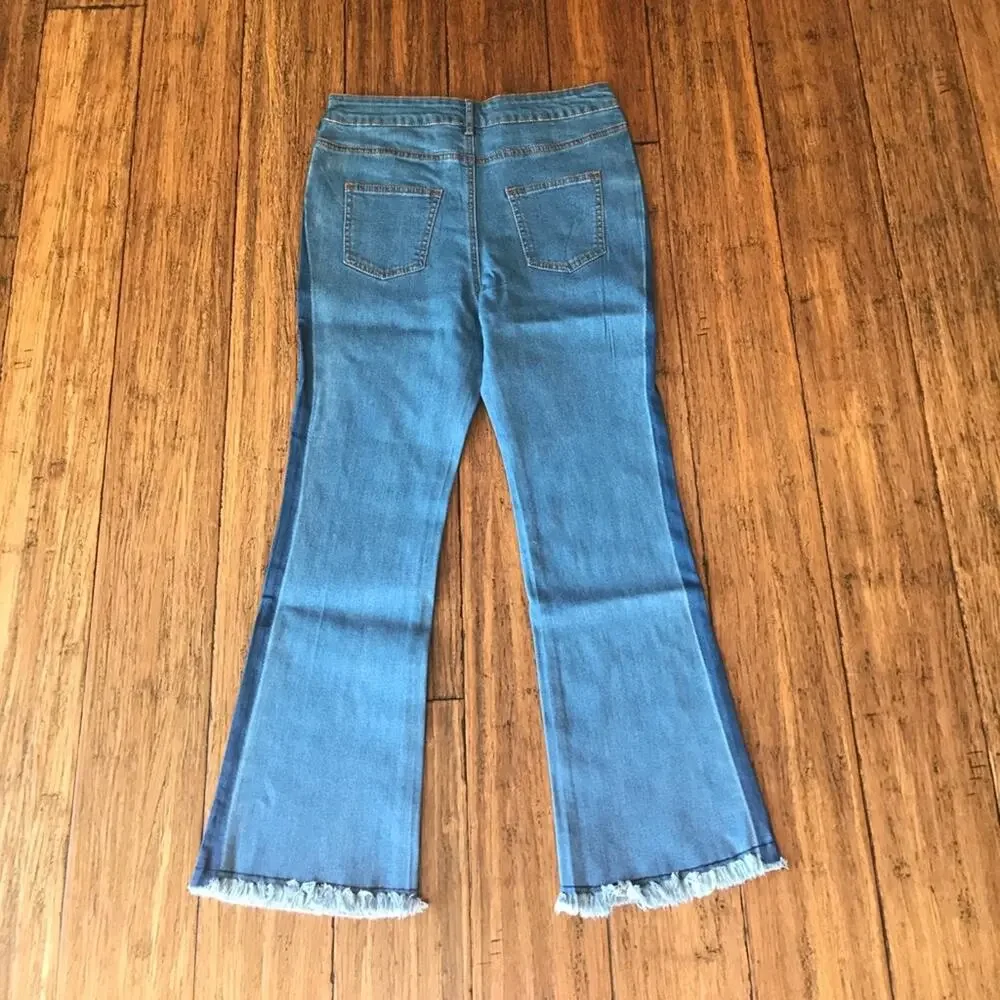 Light Wash Cropped Flare Jeans Raw Frayed Hem Button Fly Denim Size 31_9